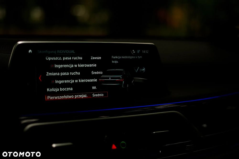 BMW Seria 7 750d xDrive - 11