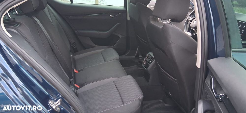 Skoda Octavia 1.0 TSI Ambition - 10