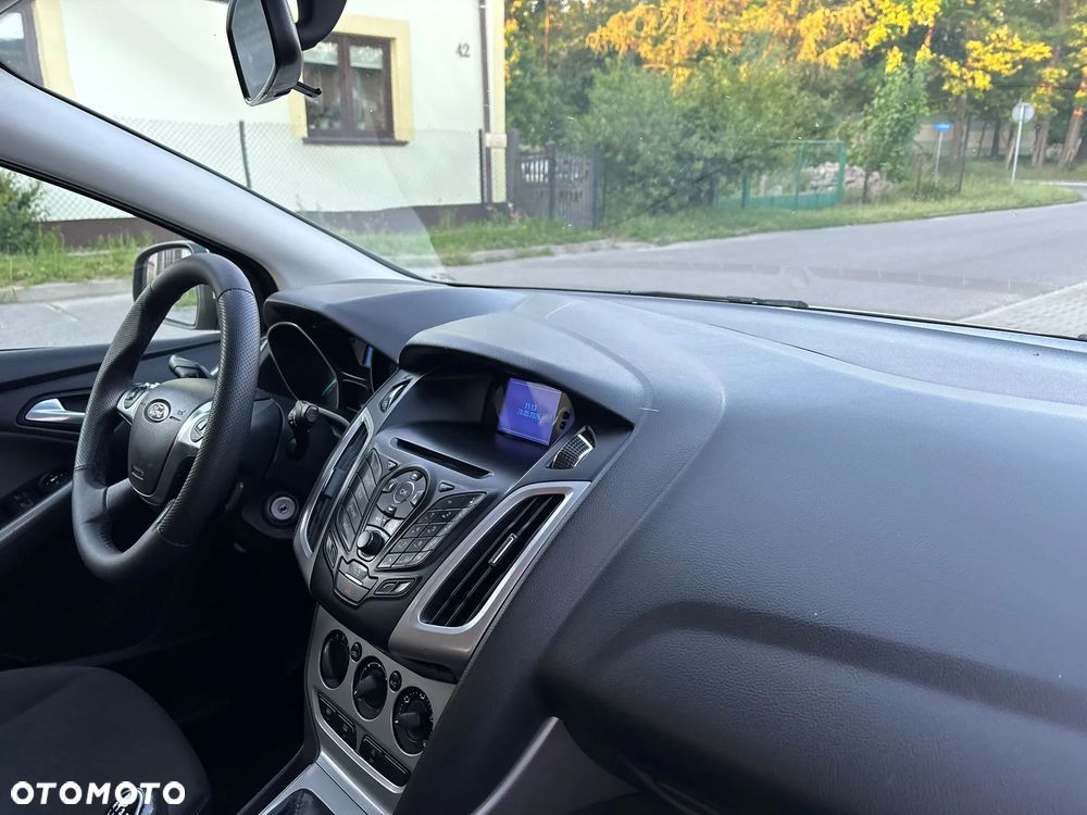 Ford Focus - 11