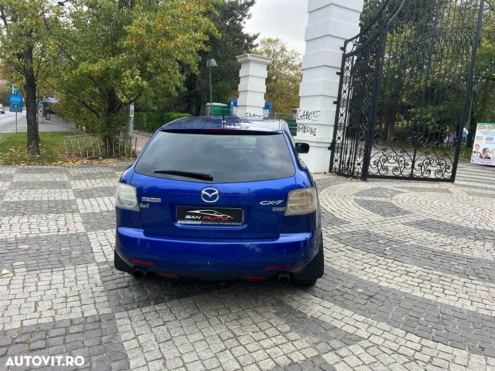 Mazda CX-7 - 10