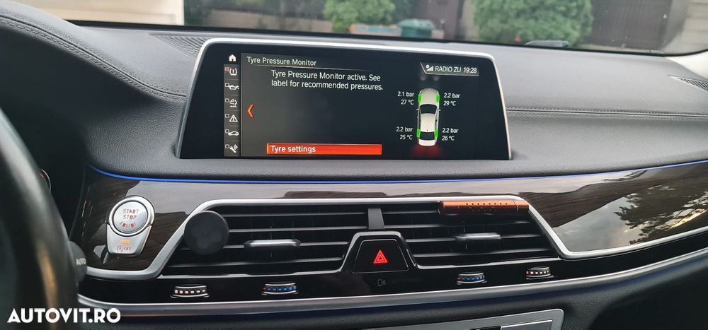 BMW Seria 7 740d xDrive - 14