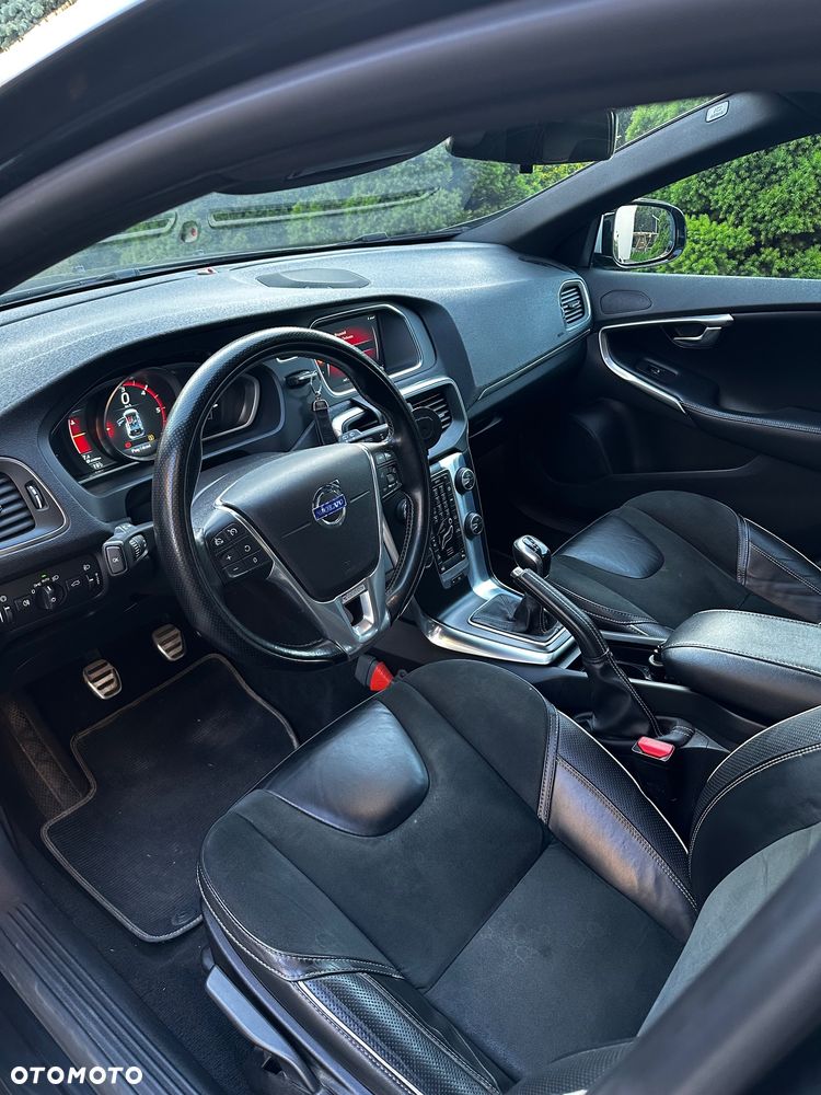 Volvo V40 D4 RDesign - 10