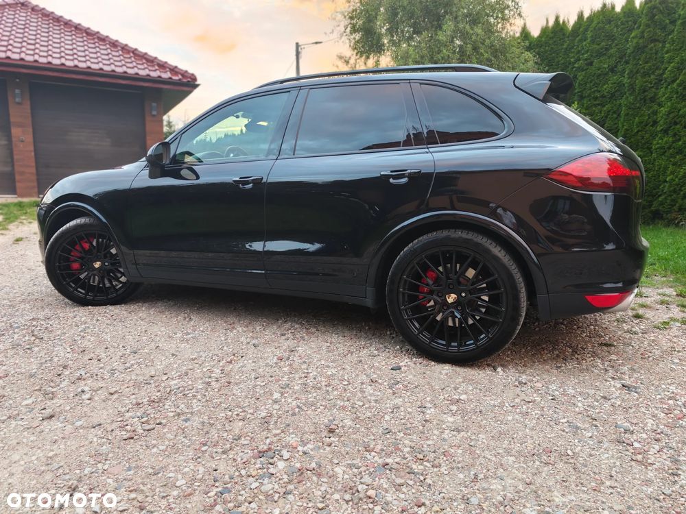 Porsche Cayenne - 17