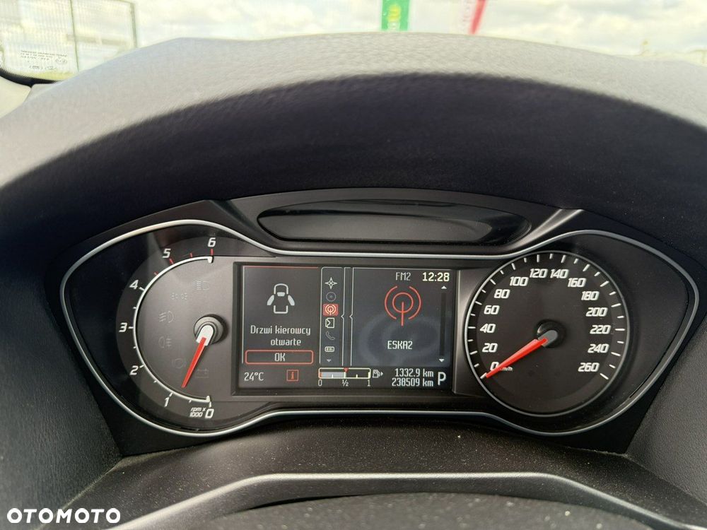 Ford Mondeo 2.0 TDCI Business Edition - 21