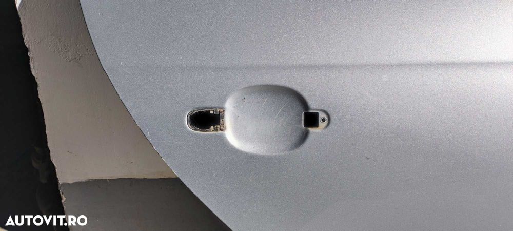 Usa spate dreapta mic defect volkswagen vw JETTA an 2007  culoare LA7W - 5
