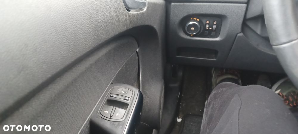 Opel Corsa 1.4 16V Edition 111 Jahre - 12