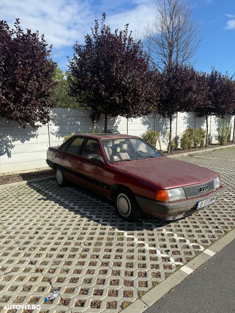 Audi 100 - 12