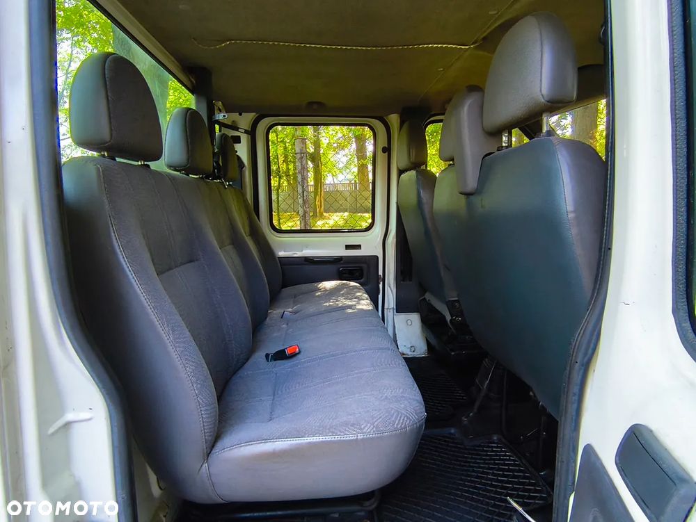 Ford Transit - 13