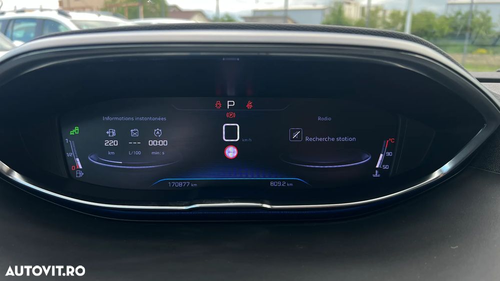 Peugeot 3008 PureTech 130 Stop & Start GPF EAT8 Allure - 20