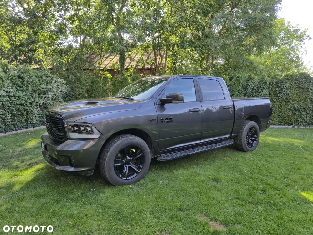 Dodge RAM 5.7 4x4 - 5