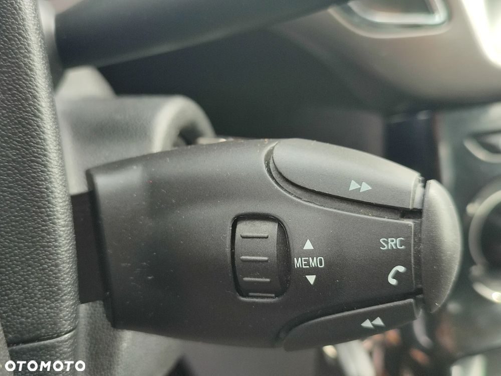 Citroën C3 1.6 BlueHDi Shine S&S - 19