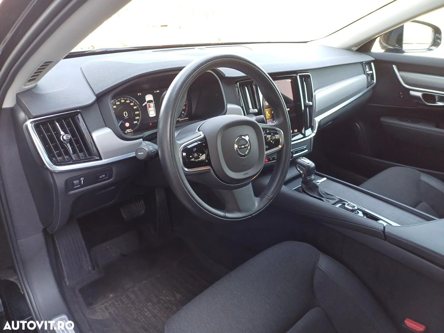 Volvo S90 - 10