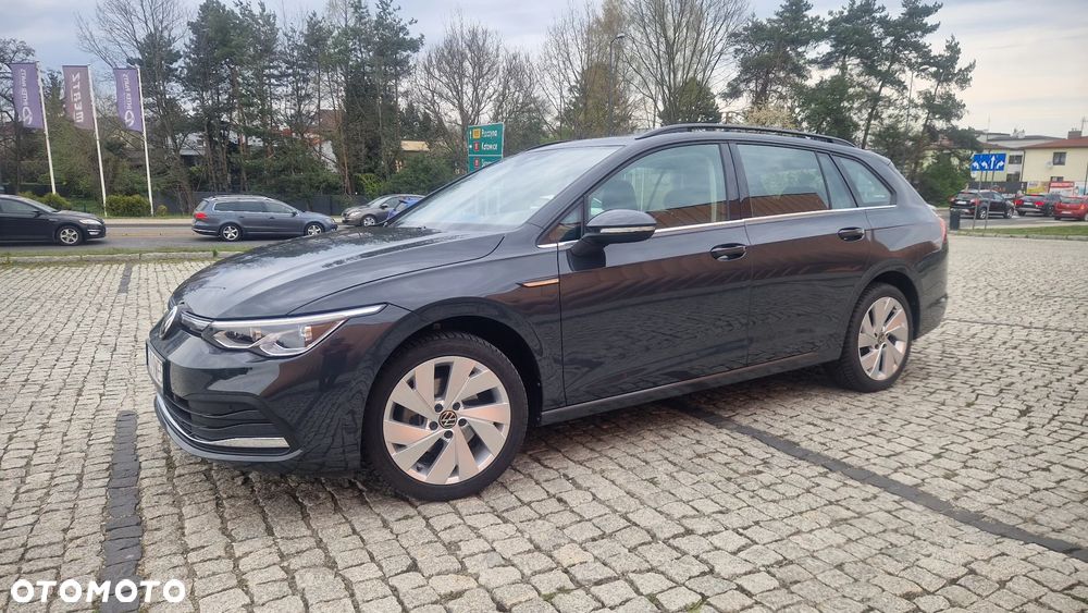 Volkswagen Golf 1.5 eTSI Style DSG - 9