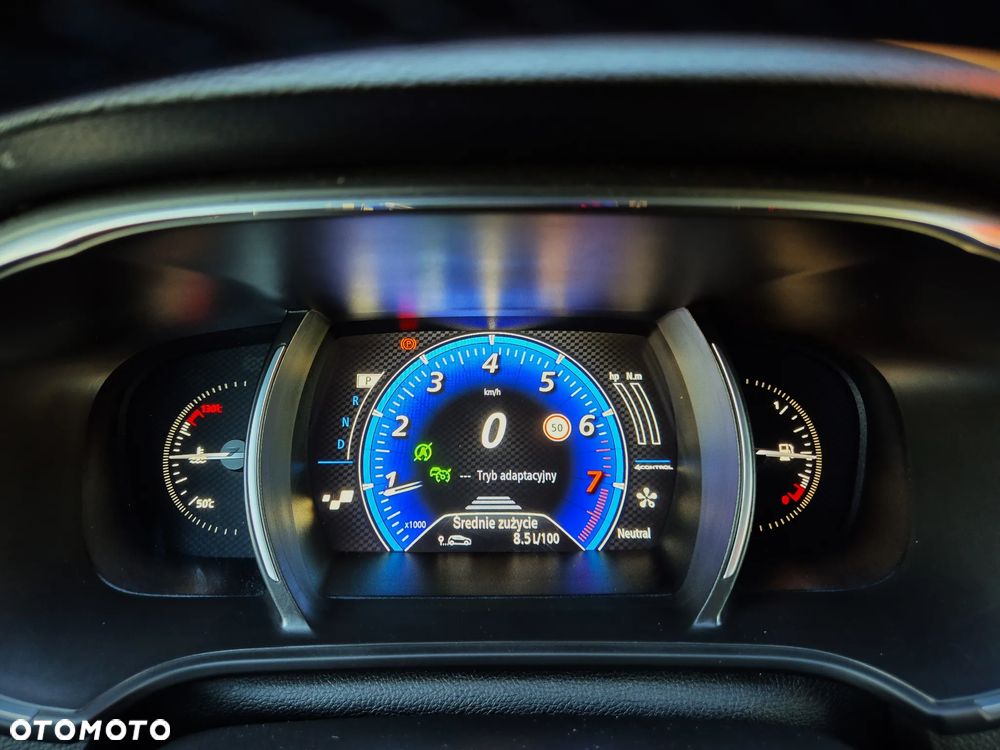 Renault Megane ENERGY TCe 205 EDC GT - 24