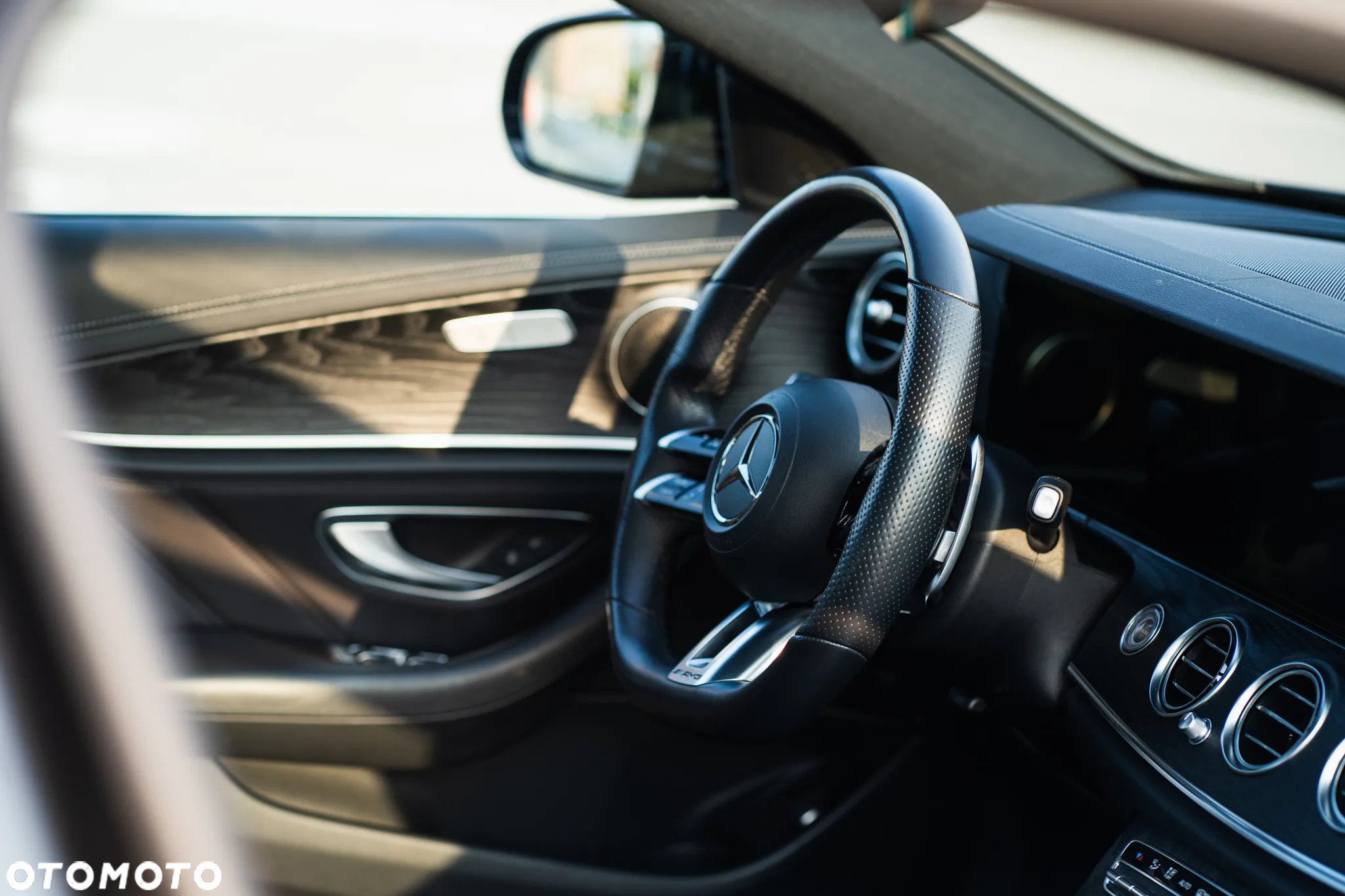 Mercedes-Benz Klasa E AMG 53 4Matic AMG Speedshift 9G-TCT - 18