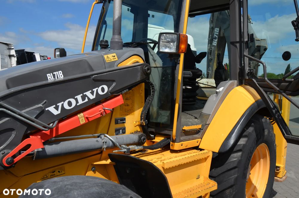 Volvo BL 71 B 2013r / 6086 mth / JOYSTICK / KLIMA / SZYBKOZŁĄCZE / DWUKIERUNKOWA INSTALACJA / 20" / 6964 - 11