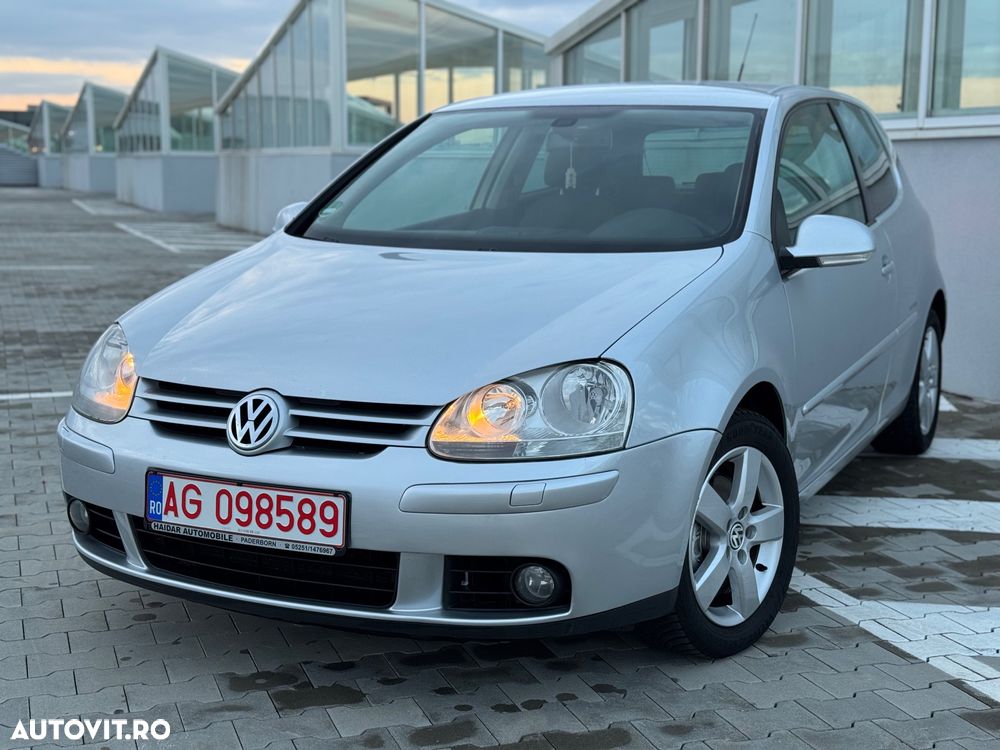 Volkswagen Golf 2.0 TDI DPF DSG United - 1