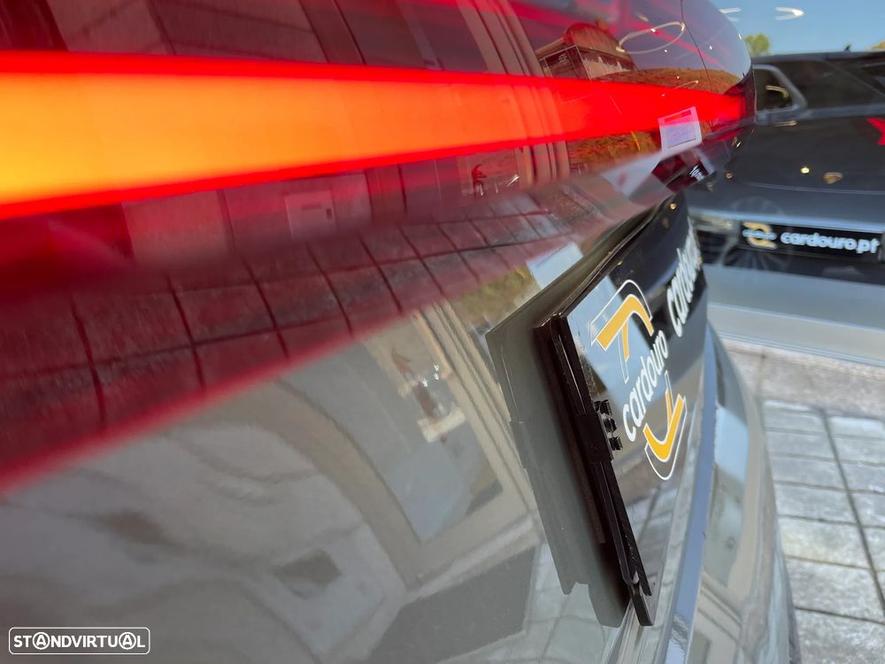 Audi Q8 e-Tron 55 quattro Advanced - 8