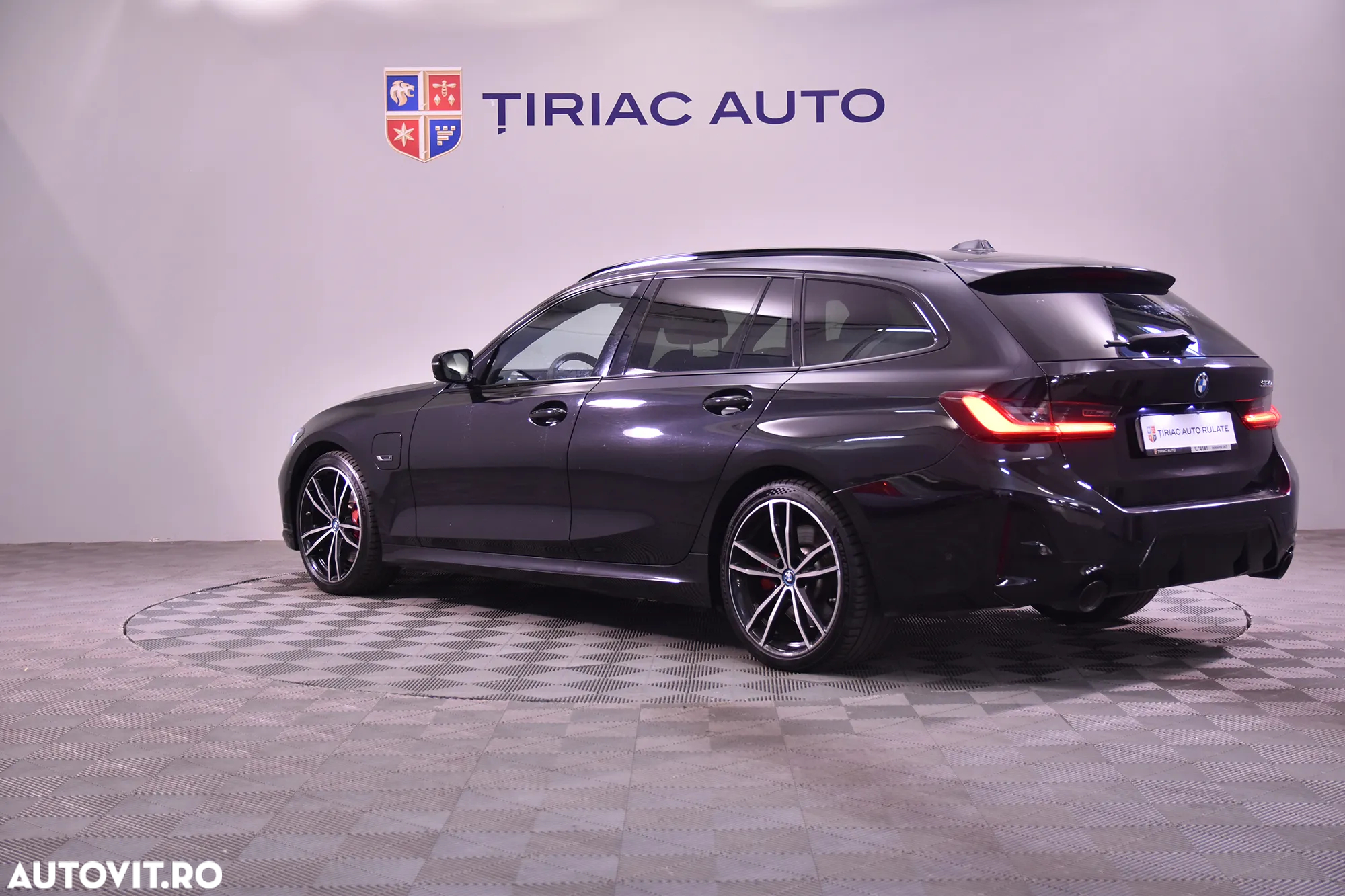 BMW Seria 3 320e Touring xDrive Aut. M Sport - 3