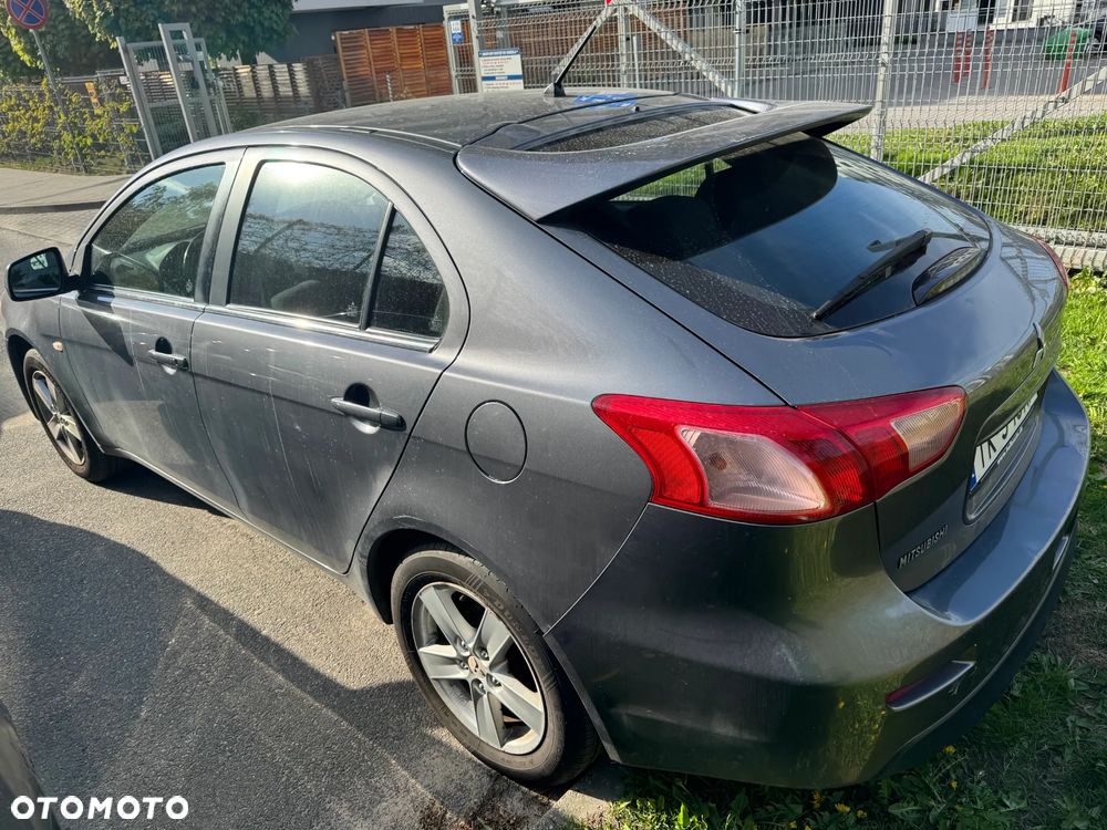 Mitsubishi Lancer 1.5 - 4