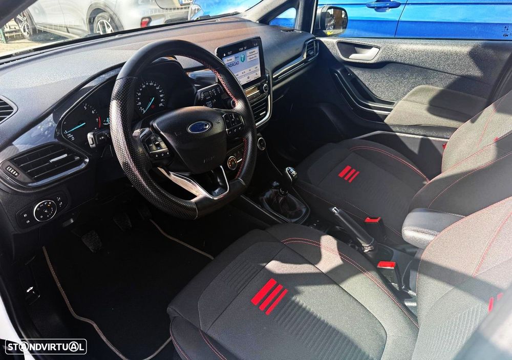 Ford Fiesta 1.0 EcoBoost ST-Line - 10