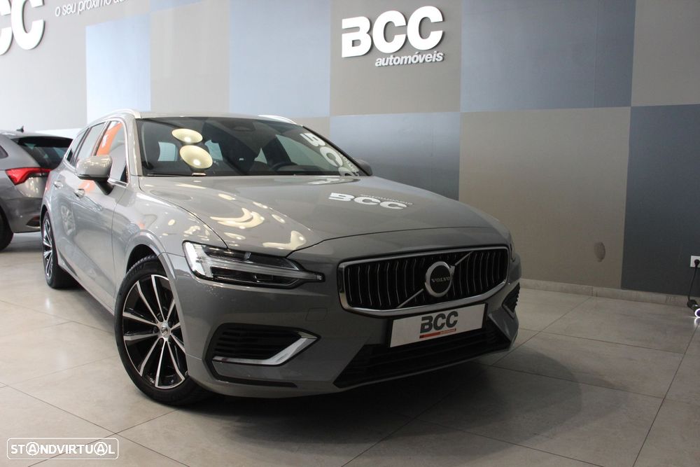 Volvo V60 2.0 T6 AWD TE Essential - 1