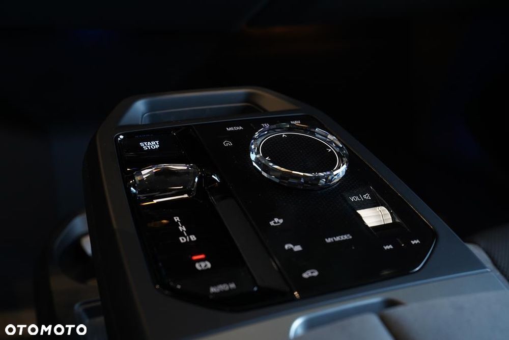 BMW iX xDrive60 111.5kWh - 25