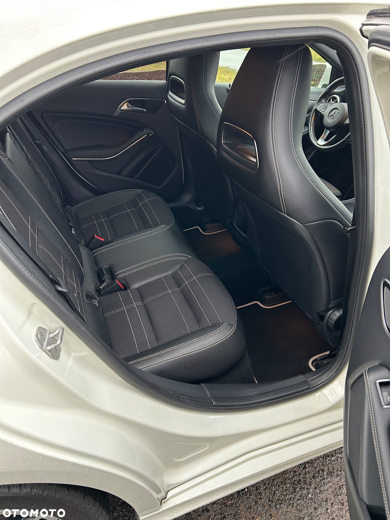Mercedes-Benz Klasa A 220 d 4Matic 7G-DCT - 12