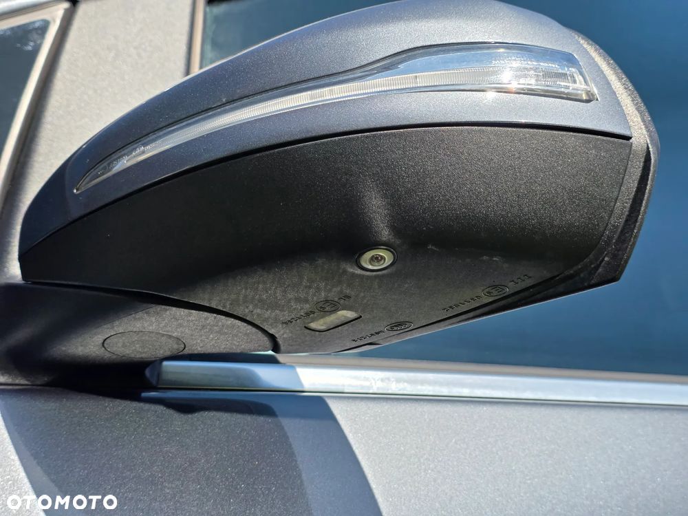 Mercedes-Benz Klasa V 220 CDI Avantgarde 7G-Tronic (ekstra d³) - 31