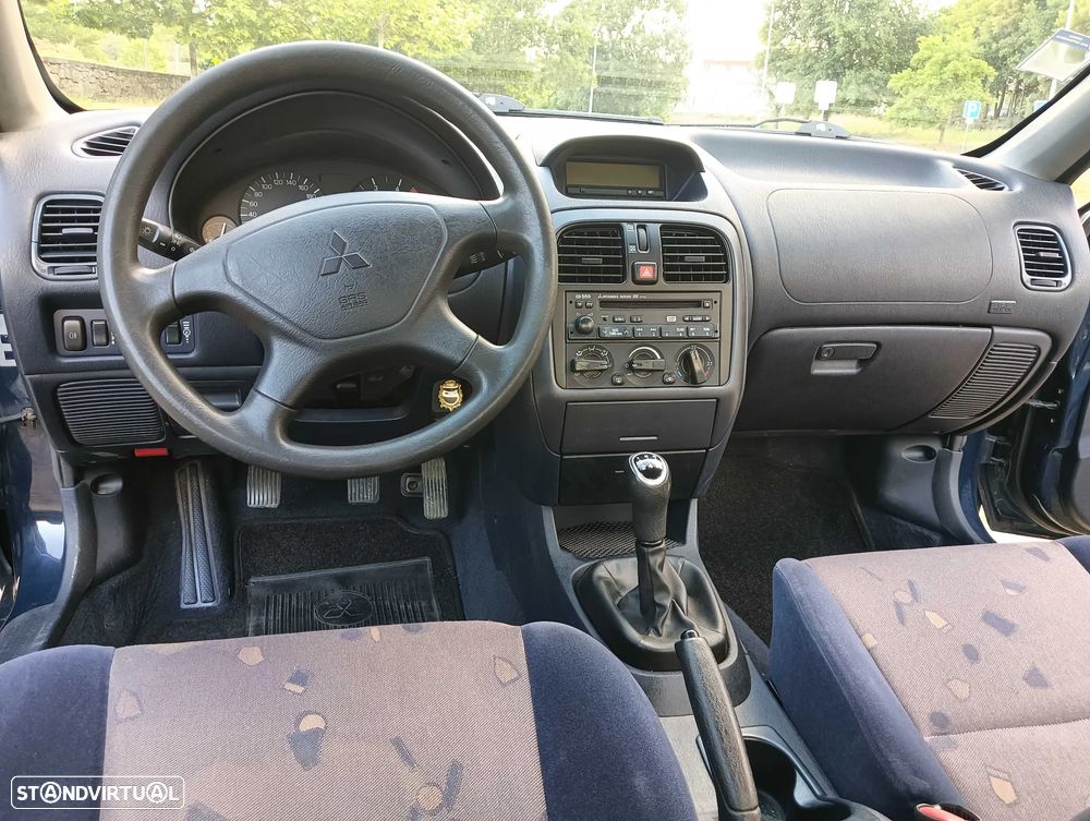 Mitsubishi Carisma SD 1.9 Di-D HP Comfort - 11