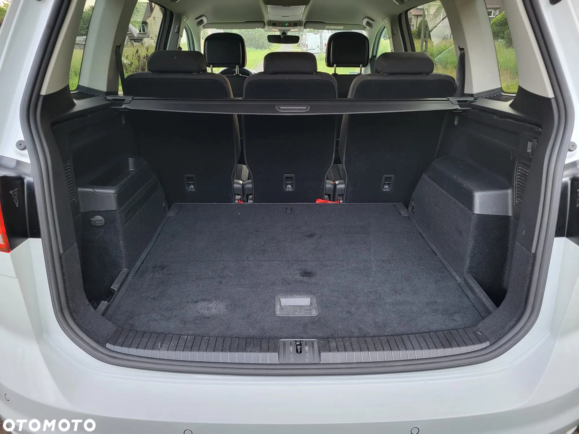 Volkswagen Touran 2.0 TDI BMT SCR Comfortline - 3