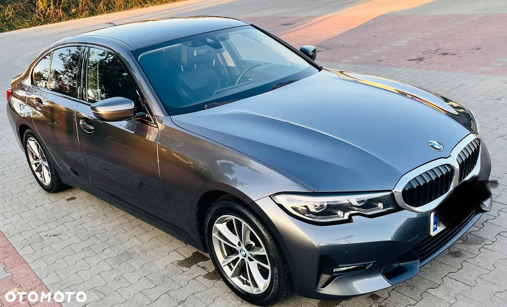 BMW 3 Series 2020 photo 5