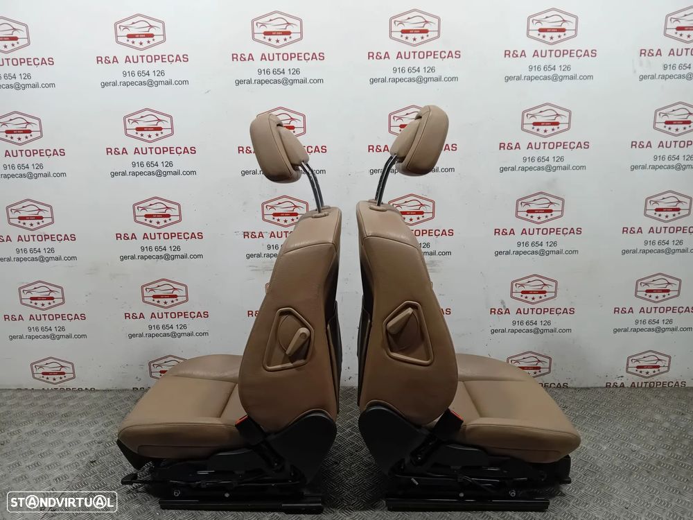 Conjunto de Bancos Elétricos Mercedes Class C W204 Sedan em Pele Original - 13