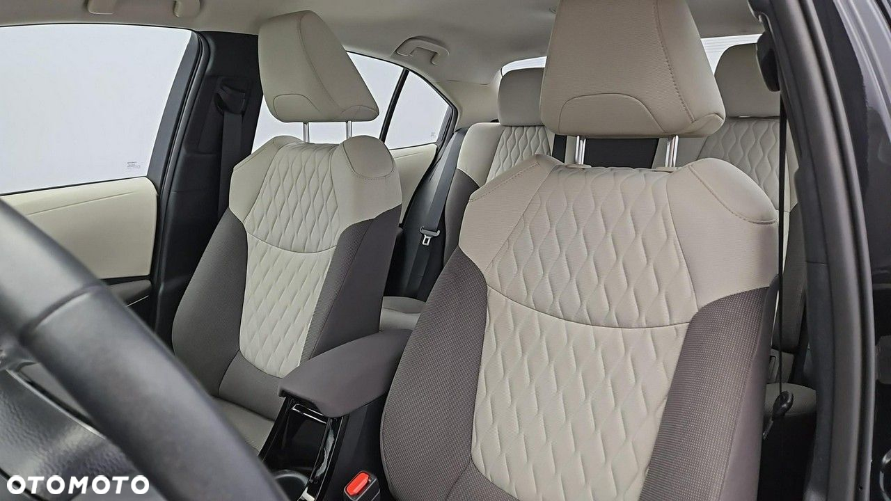 Toyota Corolla 1.6 Comfort - 11