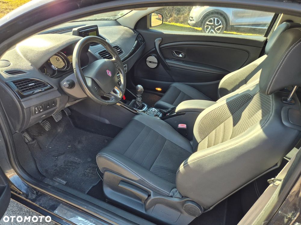 Renault Megane 1.5 dCi Energy Bose EU6 - 22