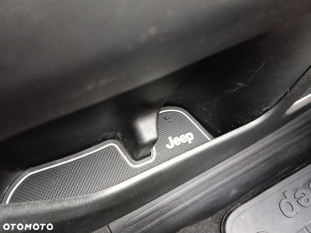 Jeep Compass 1.4 MultiAir Limited - 29