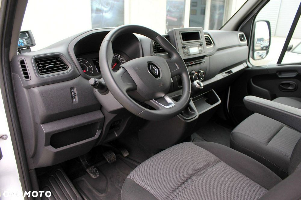 Renault Master - 16