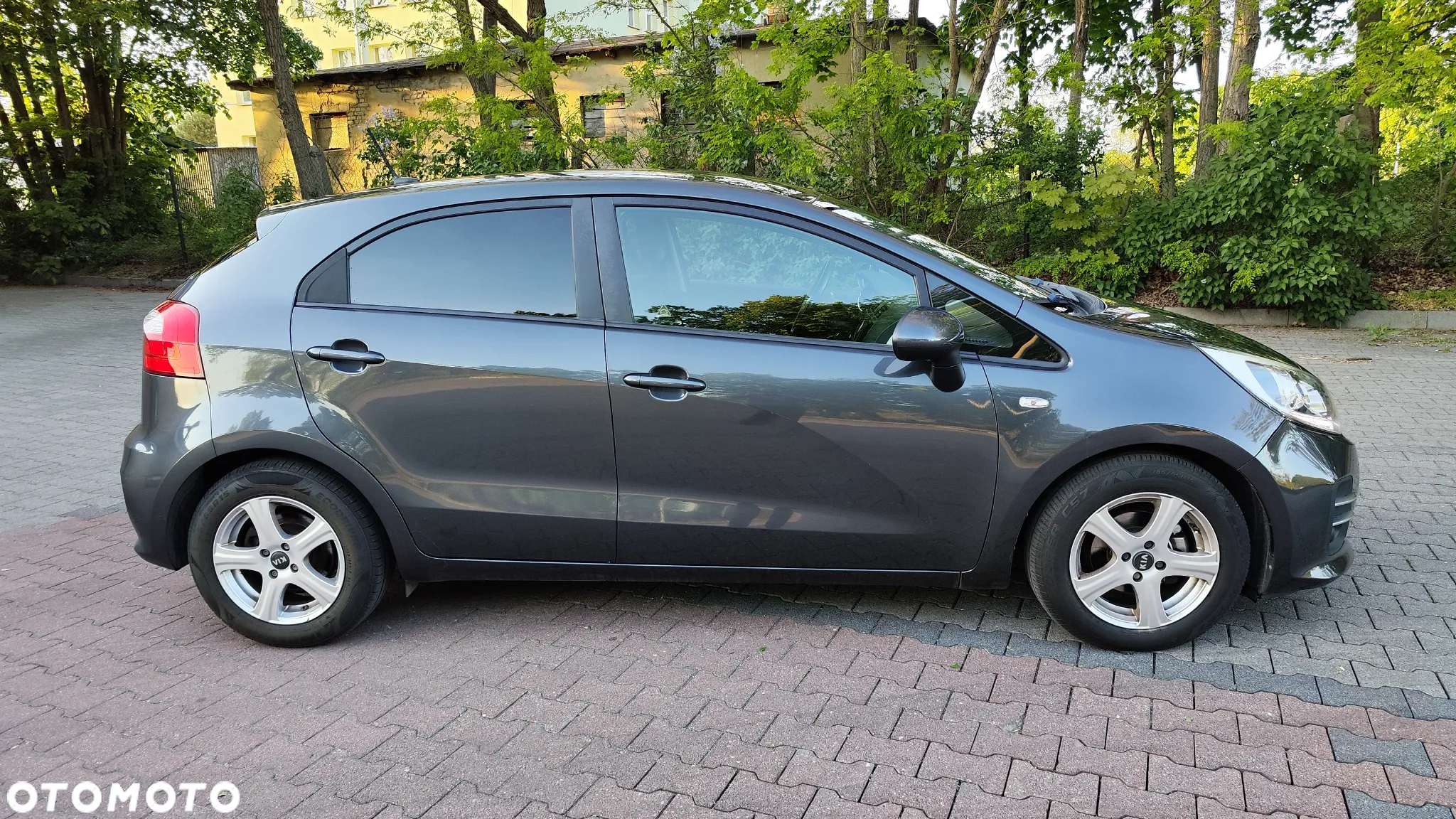 Kia Rio 1.2 Business Line - 11