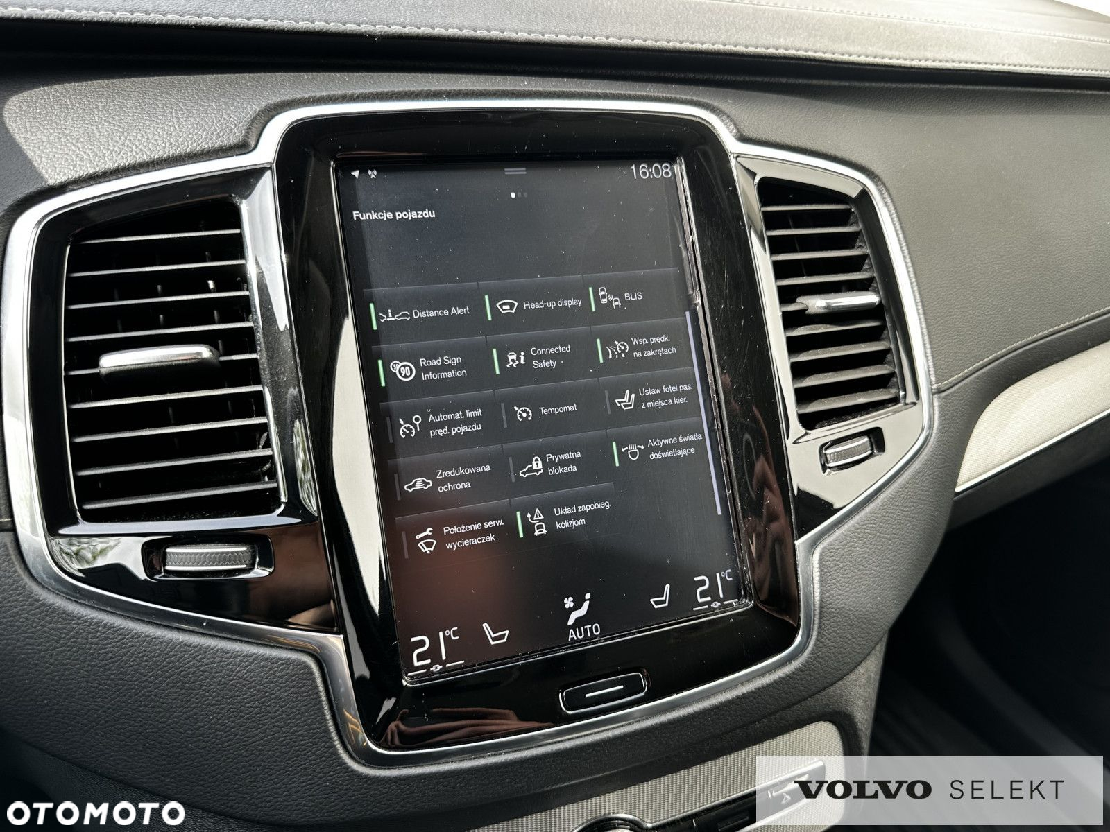 Volvo XC 90 - 37