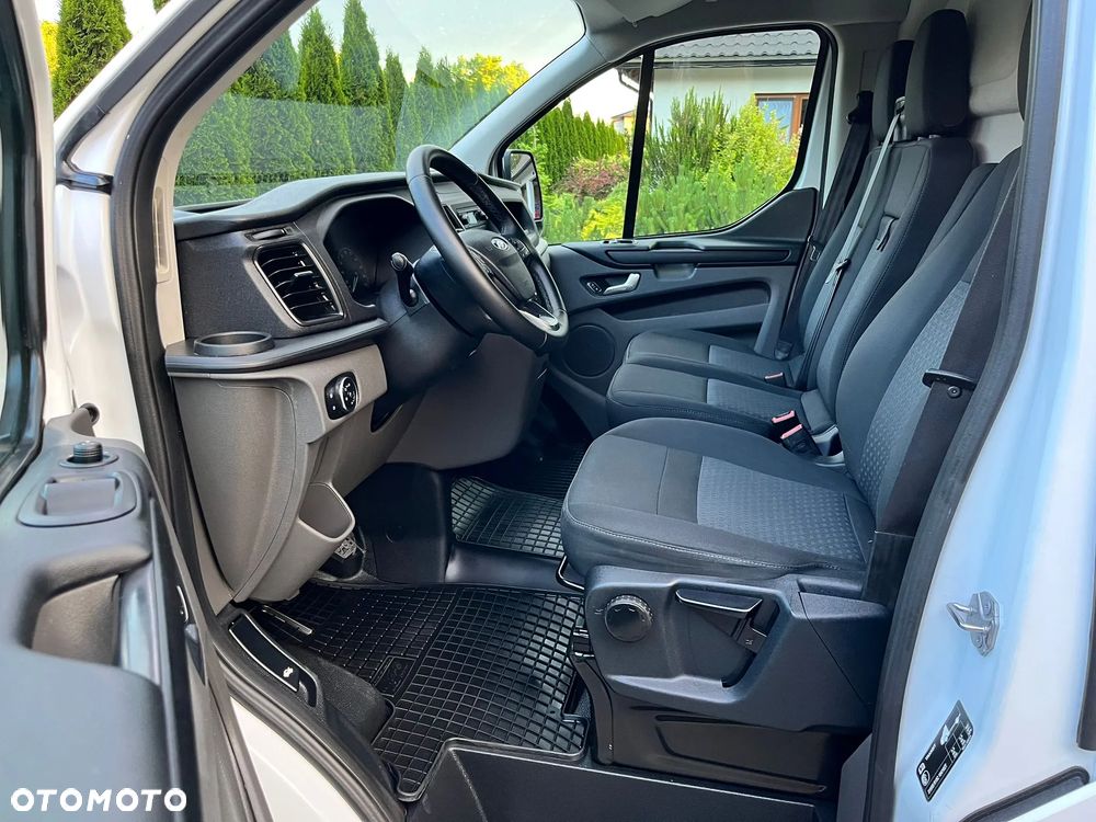 Ford Transit Custom L1H1 - 24