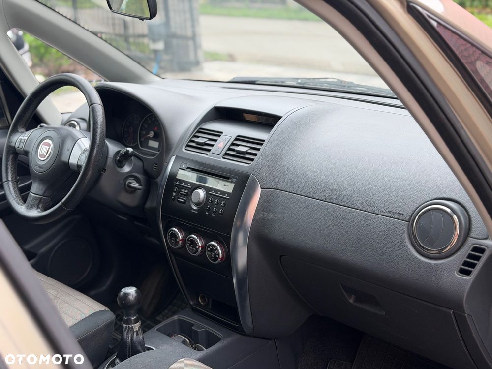 Fiat Sedici 1.6 16V 4x4 Luxury - 16