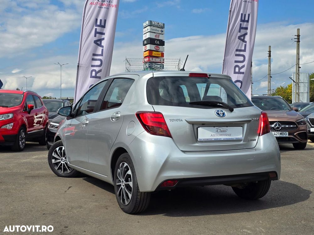 Toyota Yaris - 7