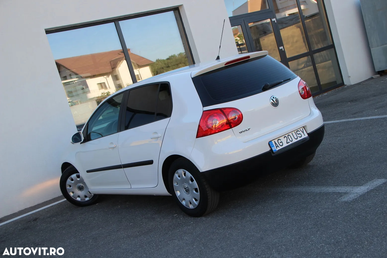 Volkswagen Golf 1.4 FSI Comfortline - 6