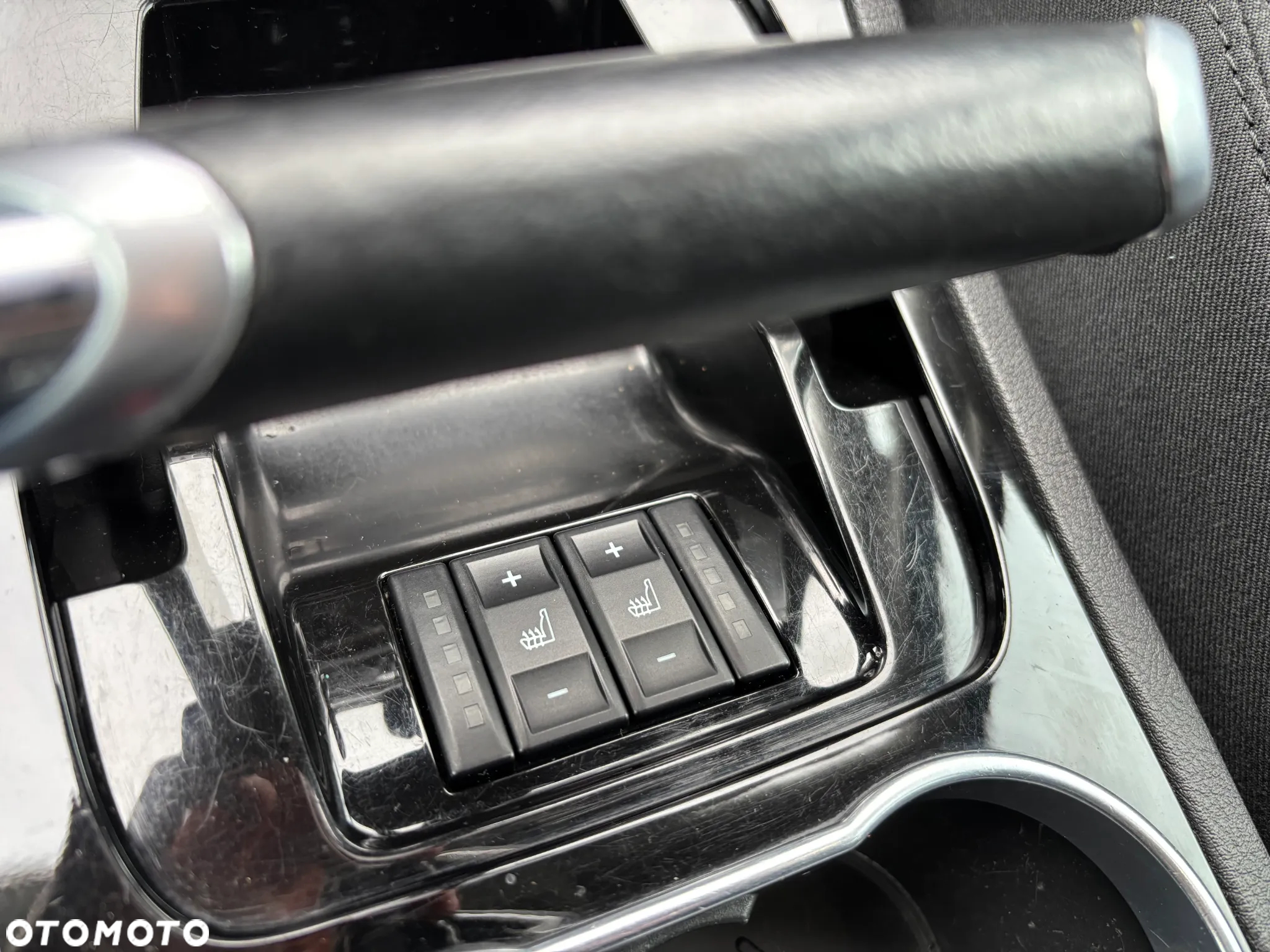Ford S-Max 2.0 TDCi DPF Business Edition - 28