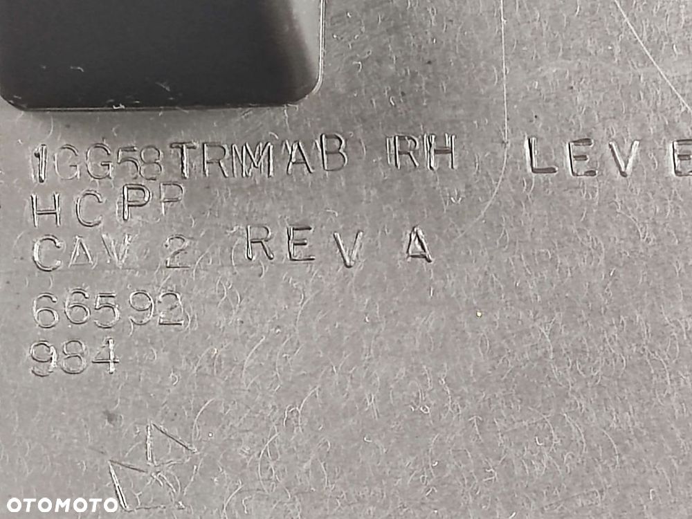 JEEP GRAND CHEROKEE WK2 16-21r Poszycie Słupka Prawe - 5