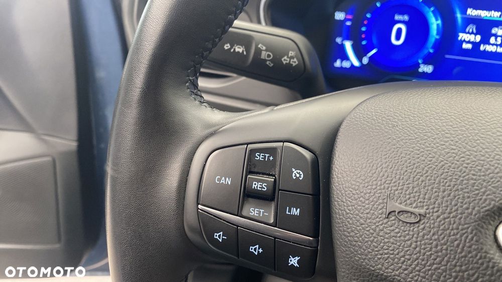 Ford Focus 1.0 EcoBoost mHEV Titanium X - 23