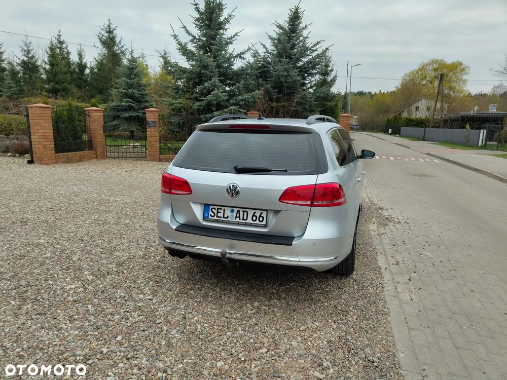 Volkswagen Passat - 13