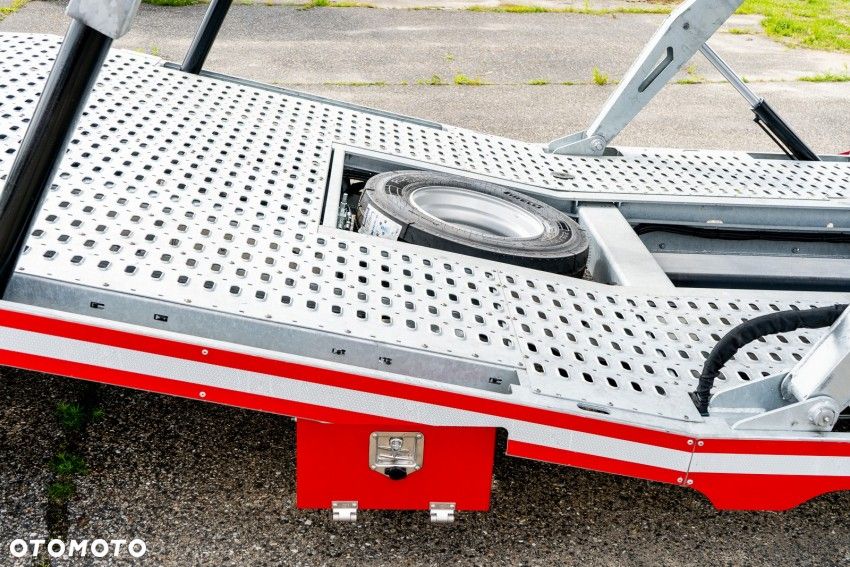 Mercedes-Benz Actros - 22