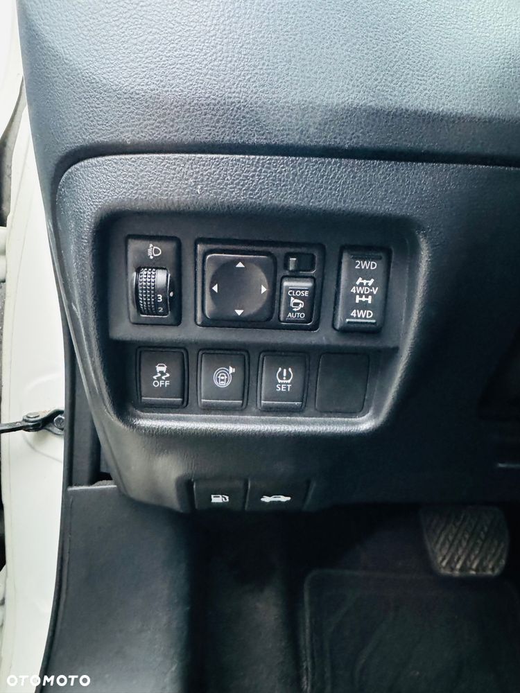 Nissan Juke 1.6 DIG-T N-Connecta 4WD Xtronic EU6 - 10