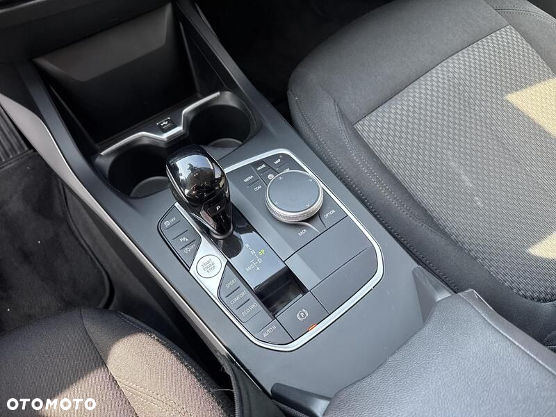 BMW Seria 1 118i Advantage - 16